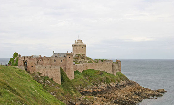 Fort-la-Latte-Camping-émeraude.jpg